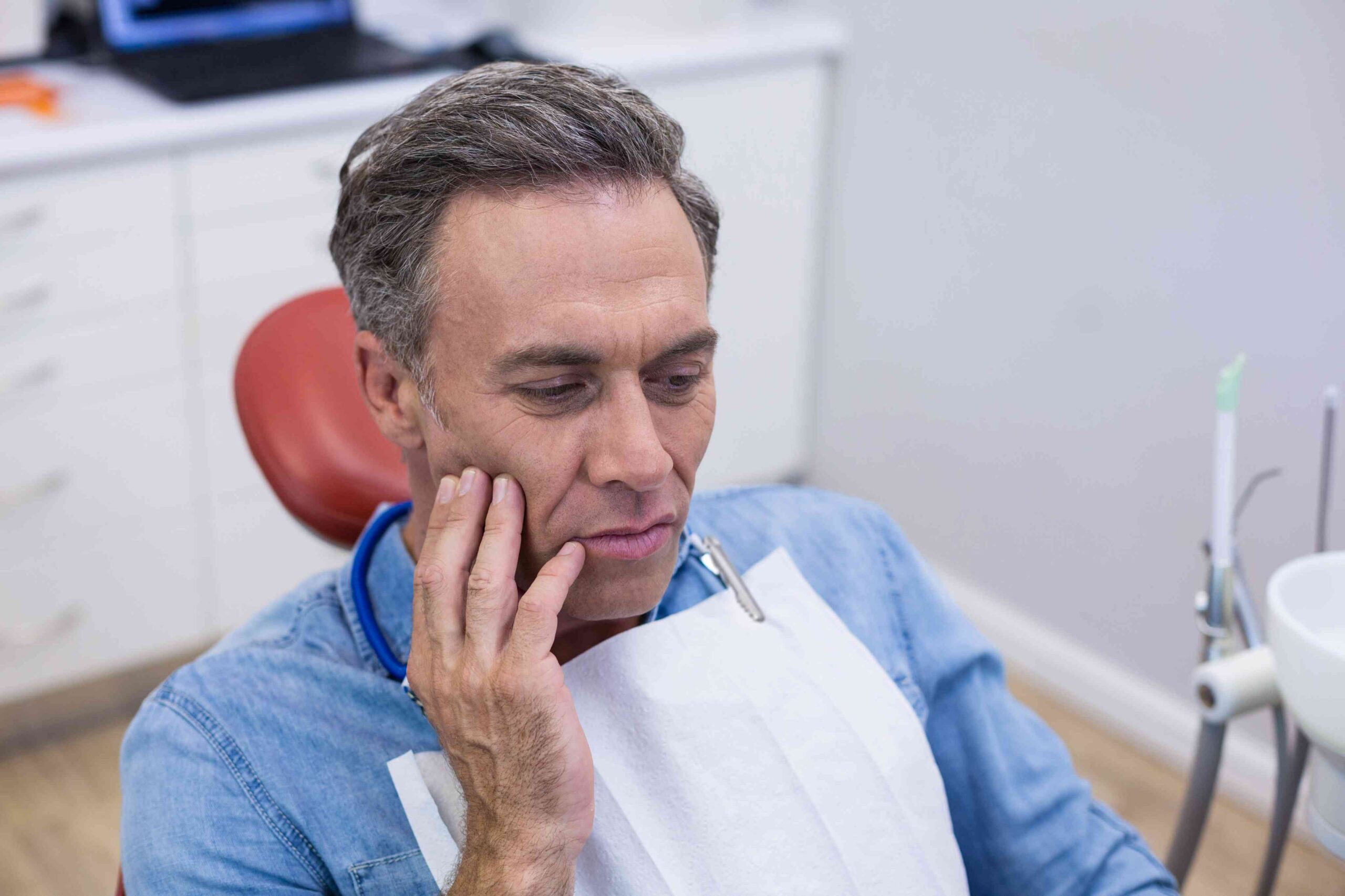 Featured image for “When Tooth Pain Turns Urgent: emergency dentist Severn, ON”